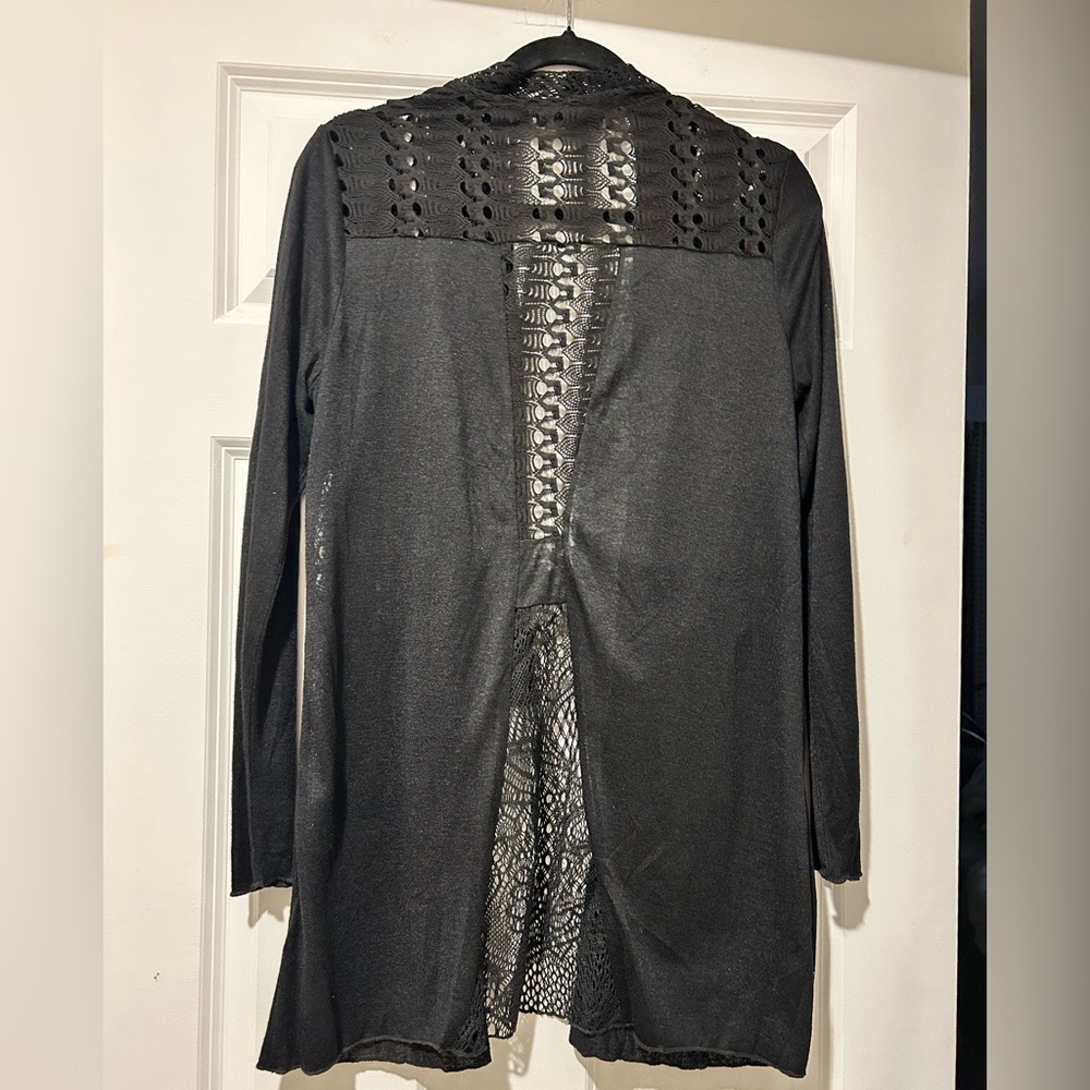 BKE Boutique Black Women's Crochet Lace Open-Front Cardigan - Picture 2 of 13
